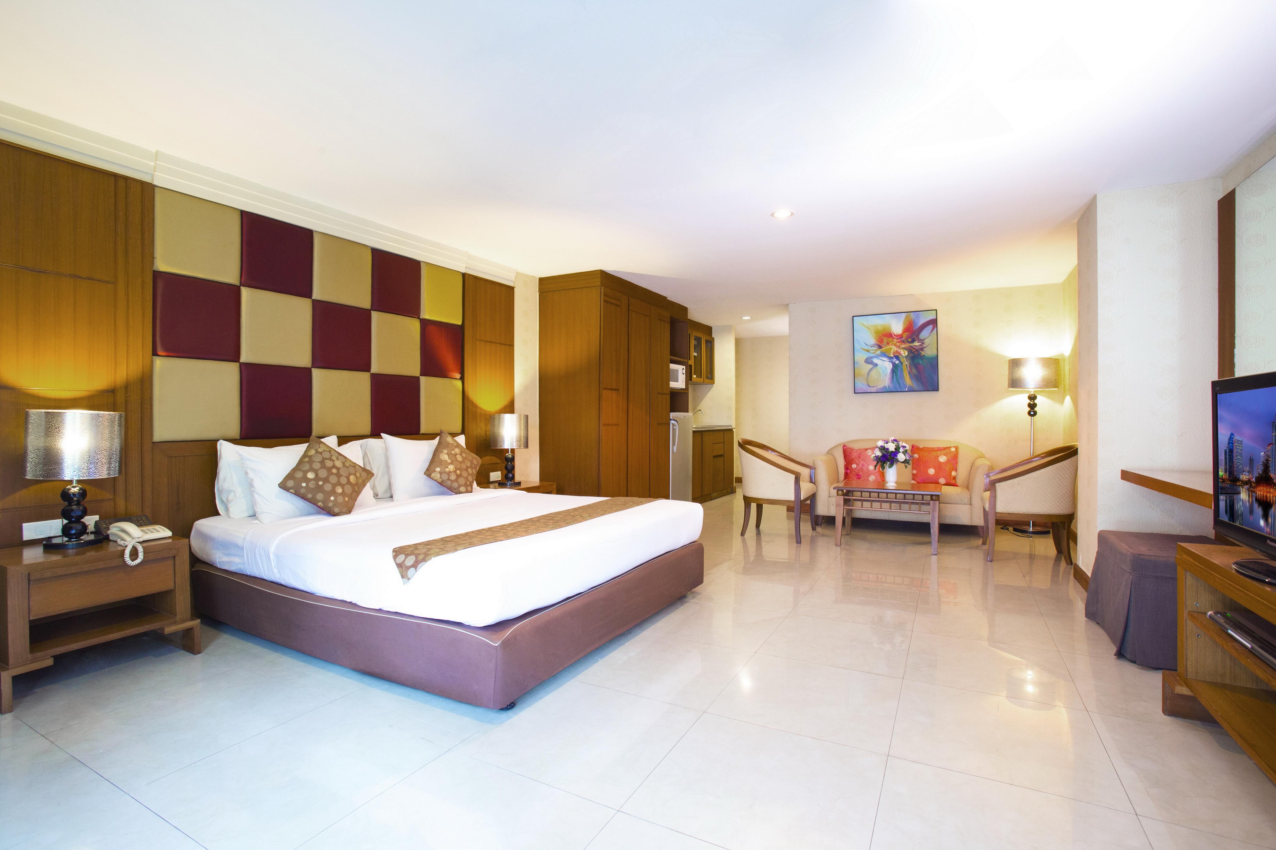 Bally Suite Sukhumvit Бангкок Экстерьер фото