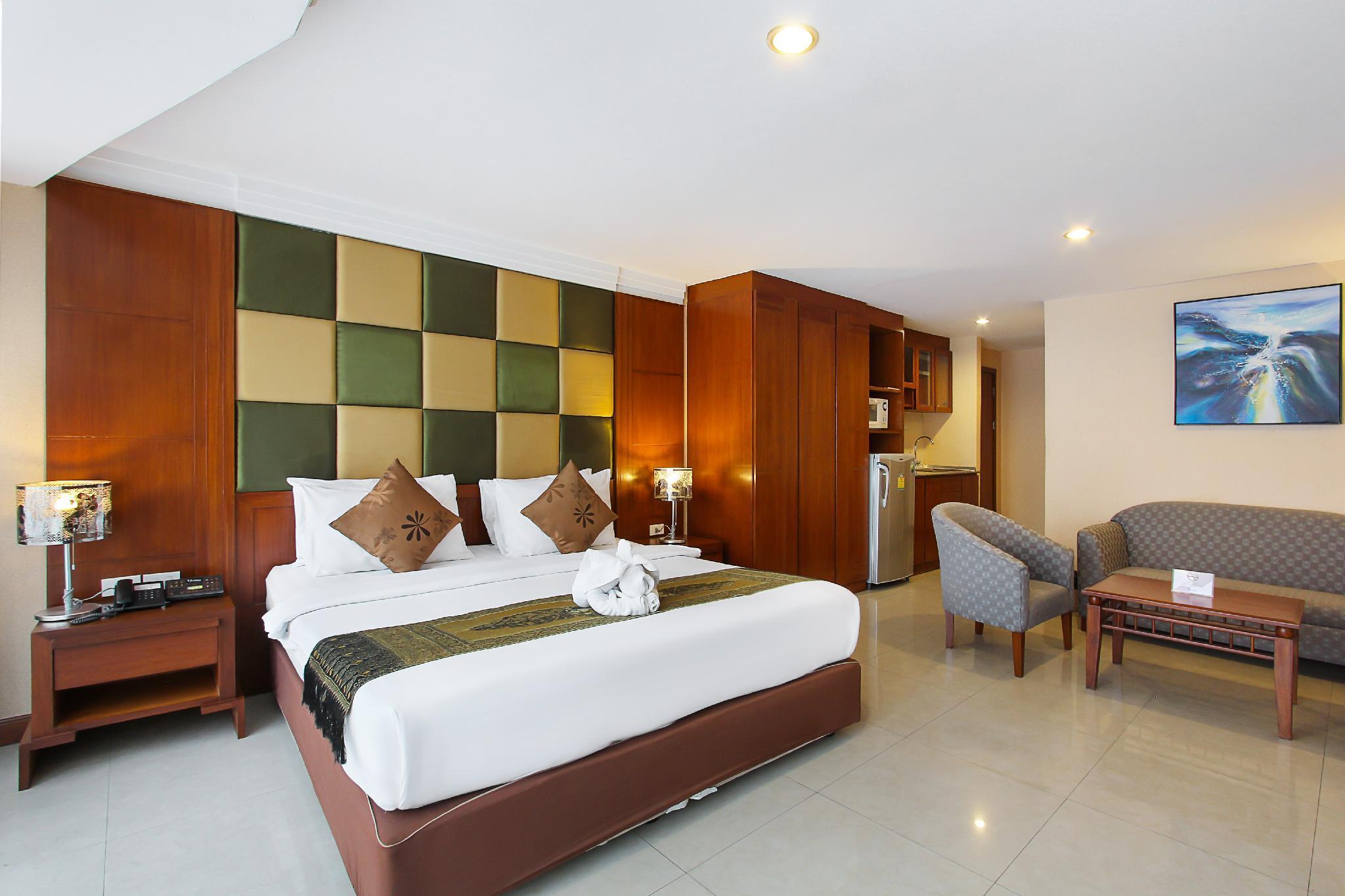 Bally Suite Sukhumvit Бангкок Экстерьер фото