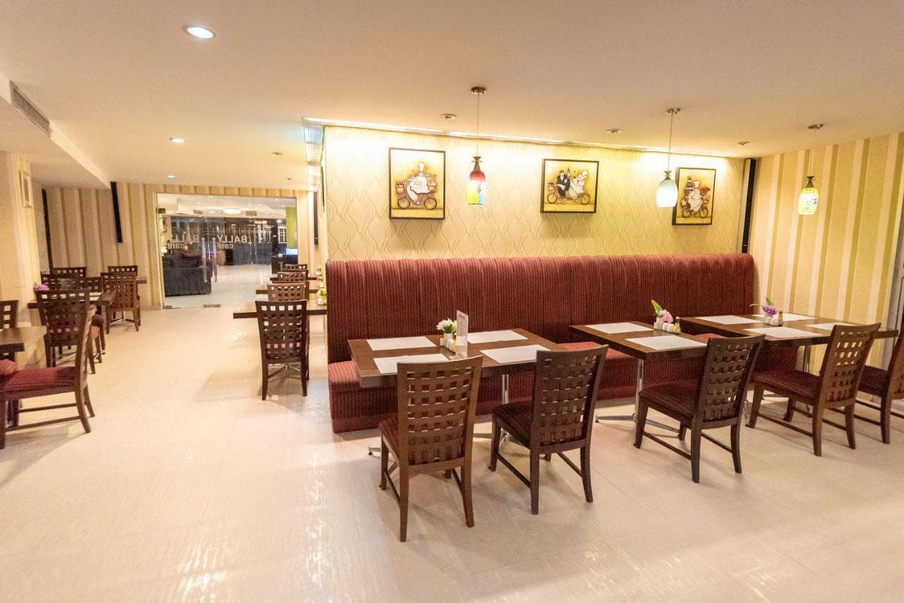 Bally Suite Sukhumvit Бангкок Экстерьер фото
