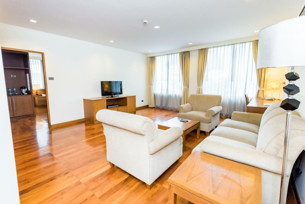 Bally Suite Sukhumvit Бангкок Экстерьер фото